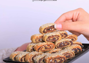 كعكة و تمرة